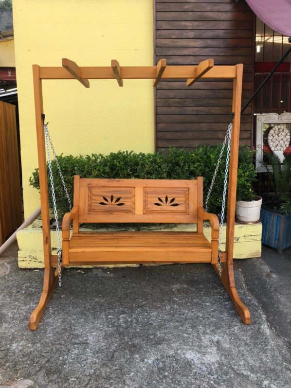 Comprar Cadeira de Balanço Madeira Rústica Poá - Cadeira de Madeira Rústica para Varanda